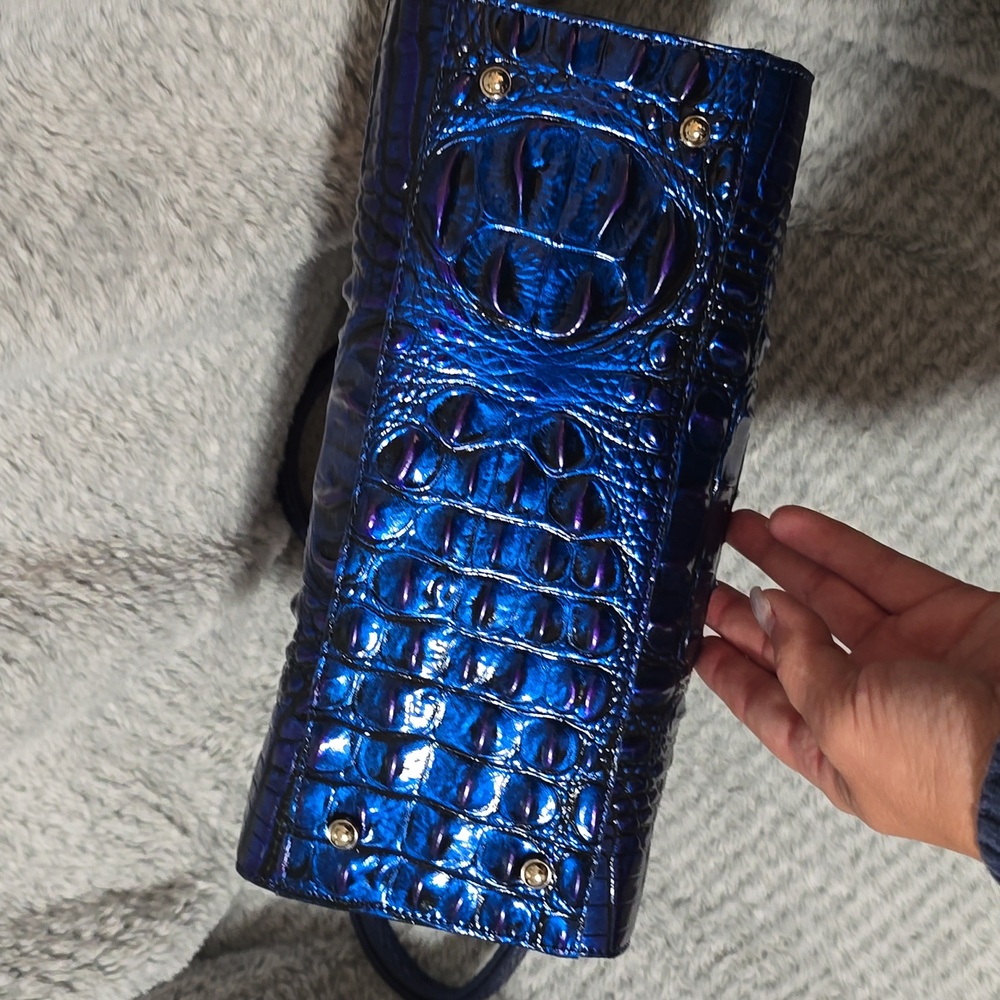 Brahmin Adrian Crossbody - Picture 2 of 4